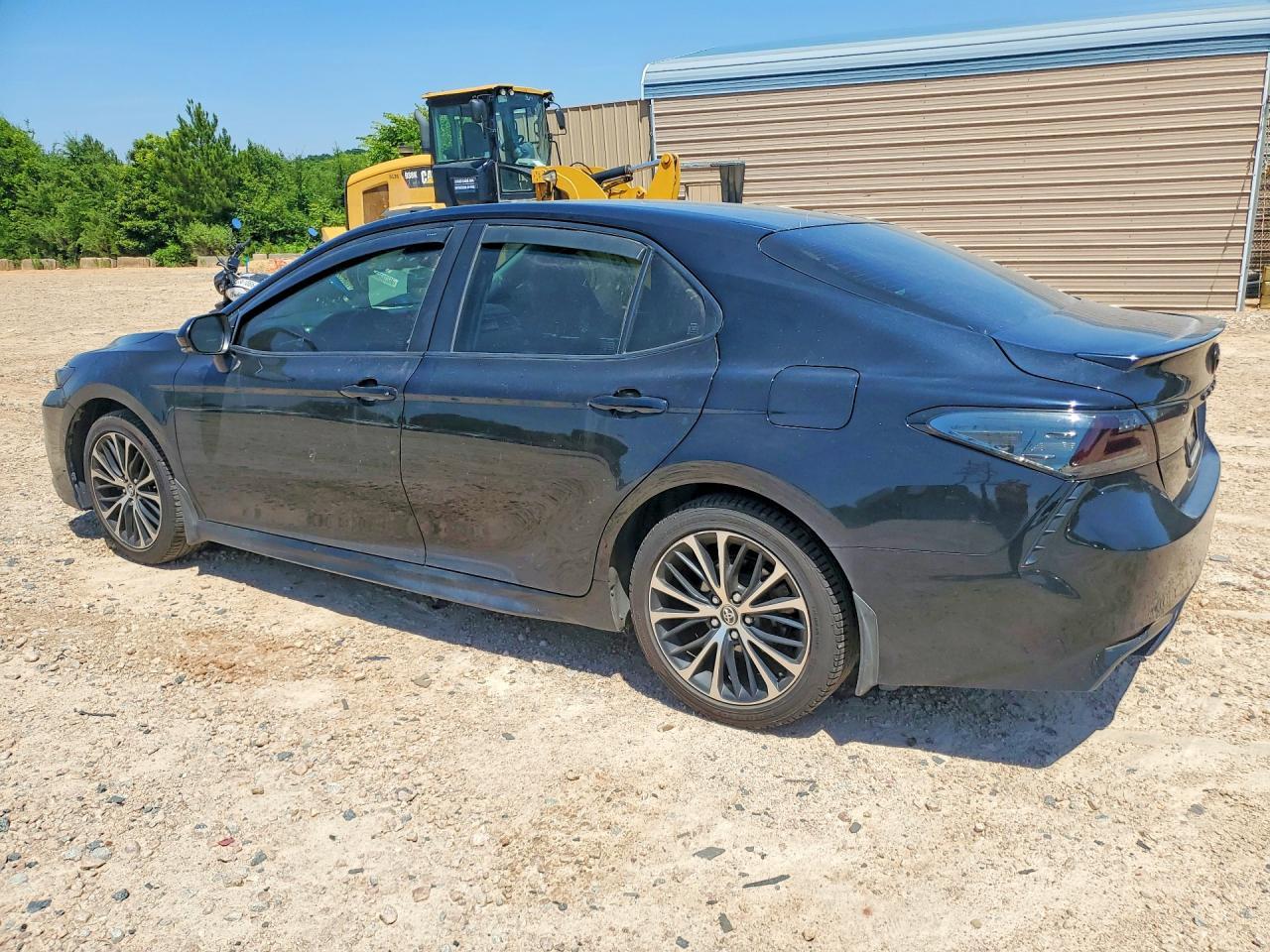 2018 Toyota Camry Se - Фото 2
