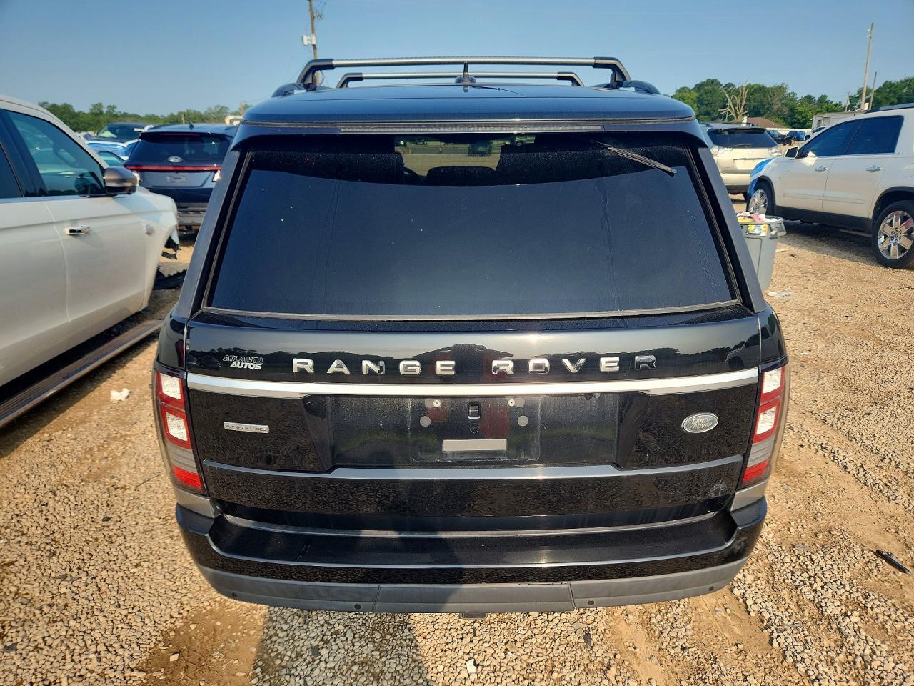 2016 Land Rover Range Rover Supercharged - Image 6