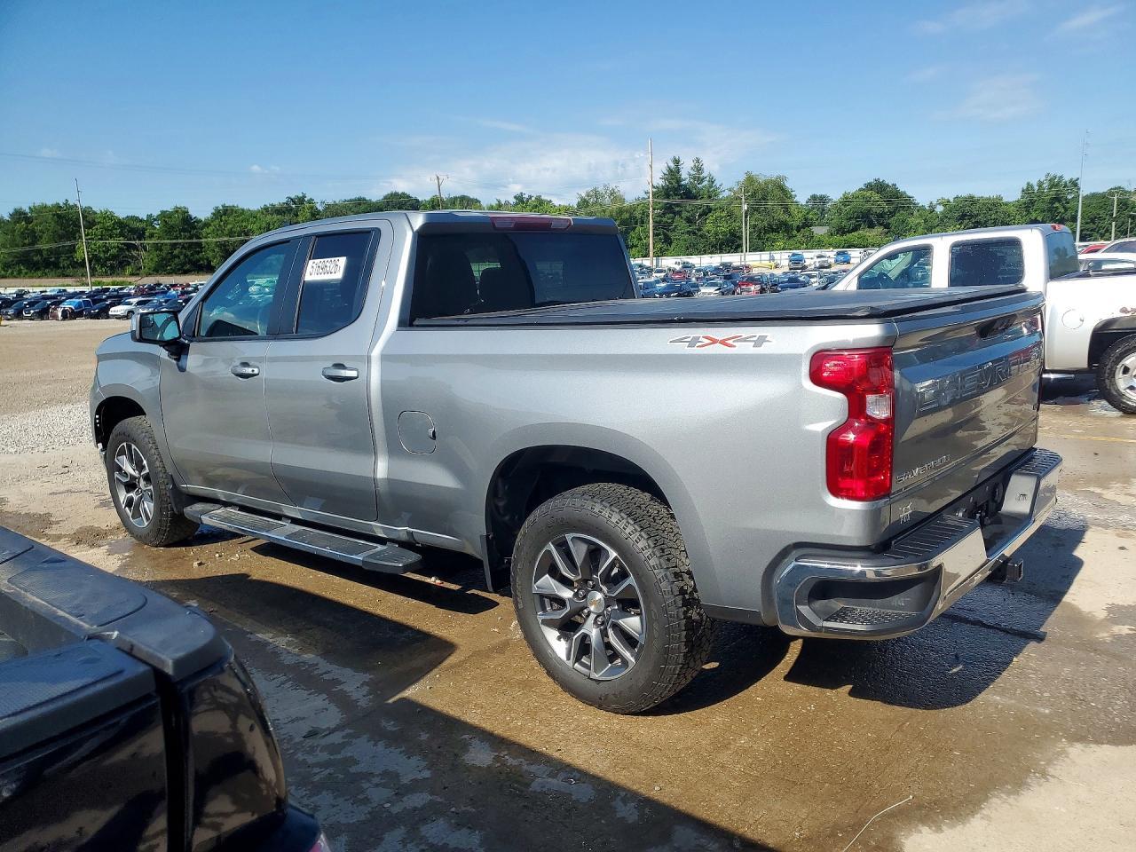 2025 Chevrolet Silverado K1500 Lt - Image 2