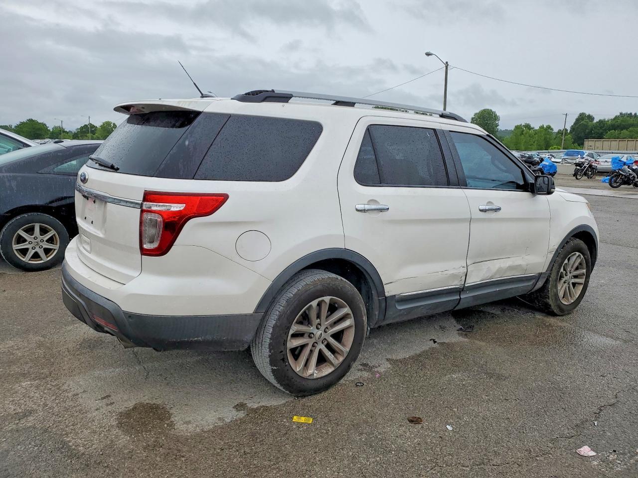 2012 Ford Explorer Xlt - Фото 3