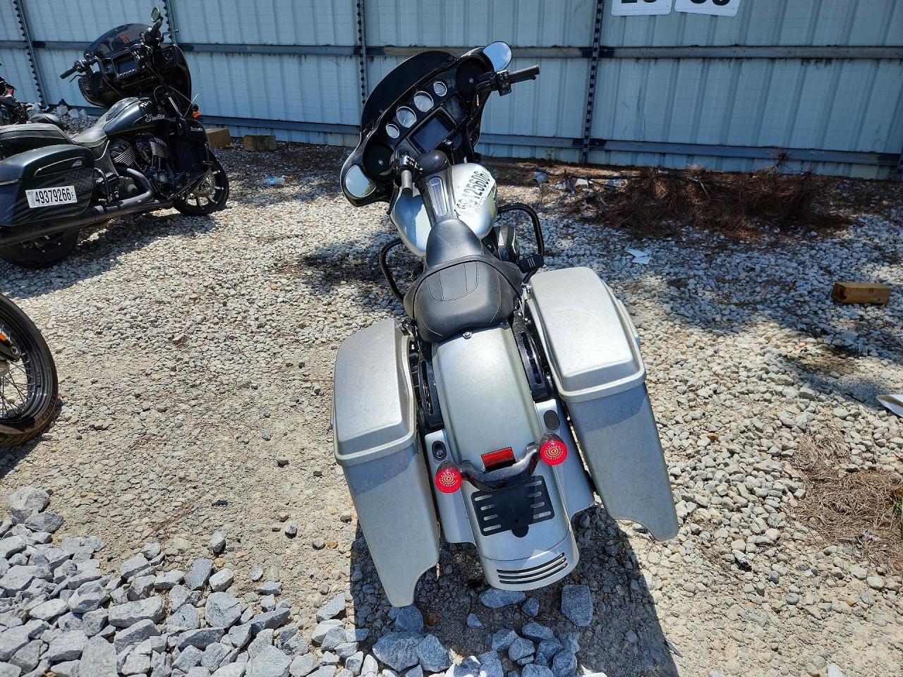2019 Harley-Davidson Flhxs - Image 4