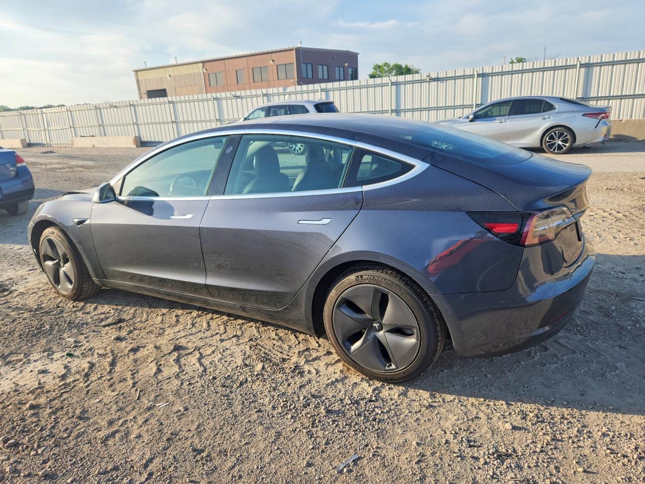 2020 Tesla Model 3 - Image 2