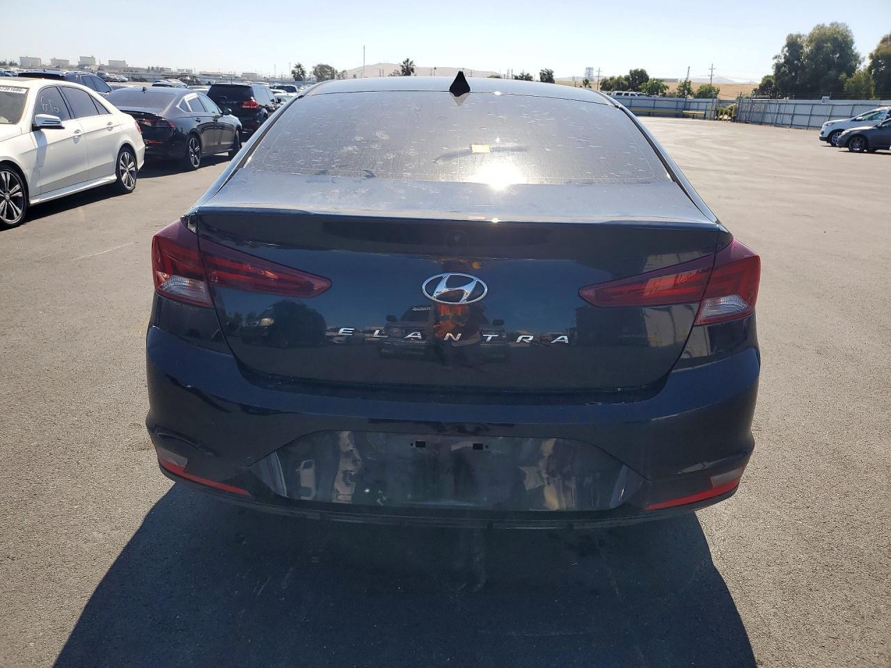 2019 Hyundai Elantra Sel - Фото 6