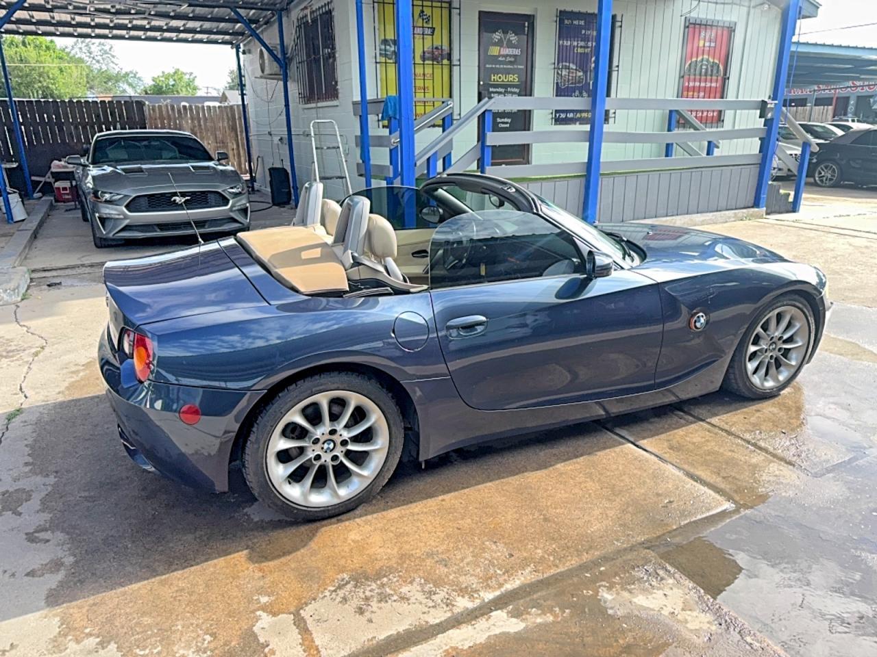 2003 BMW Z4 2.5 - Image 6