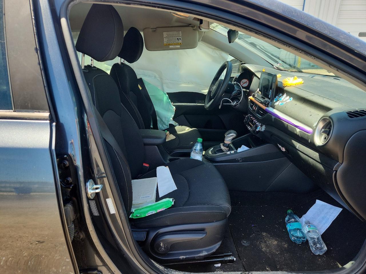 2019 Kia Forte Lxs - Image 7