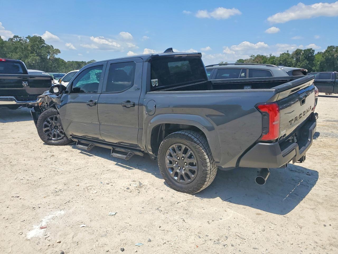 2025 Toyota Tacoma Sr - Фото 2