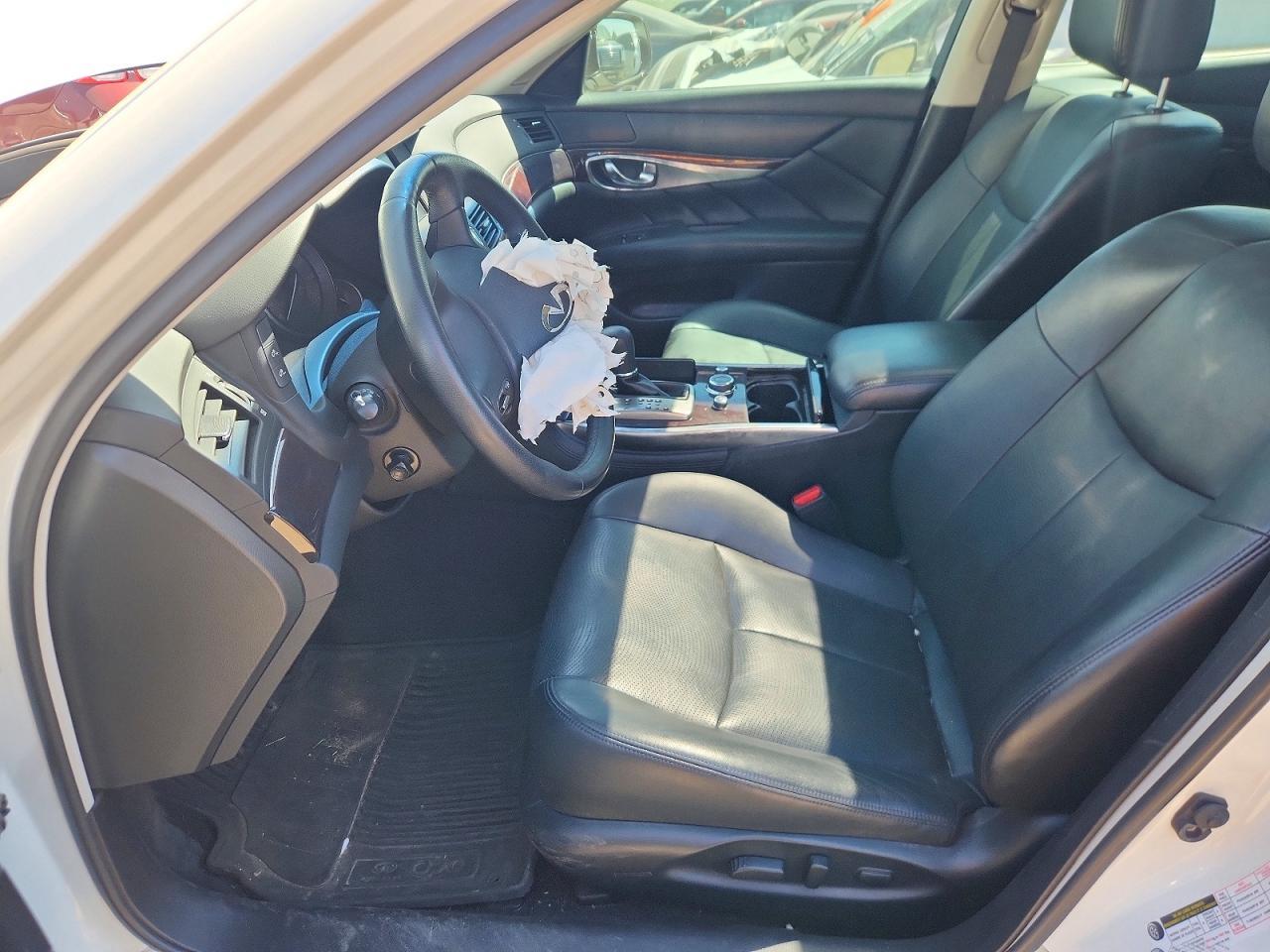 2019 Infiniti Q70 3.7 Luxe - Фото 7