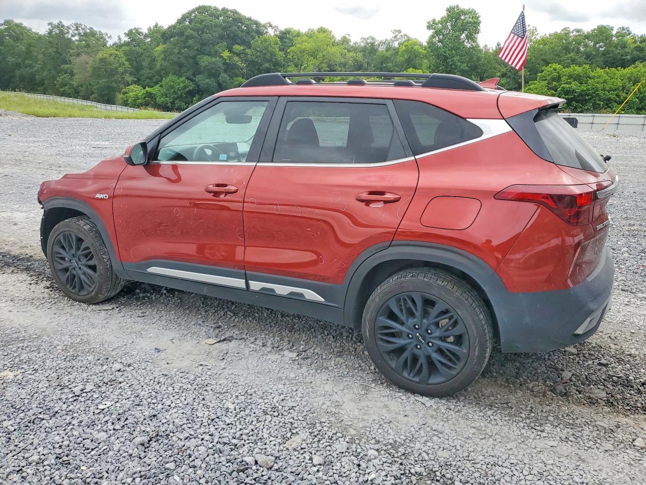 2023 Kia Seltos Nightfall - Image 2