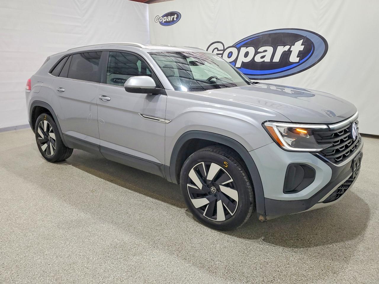 2024 Volkswagen Atlas Cross Sport Se - Image 4
