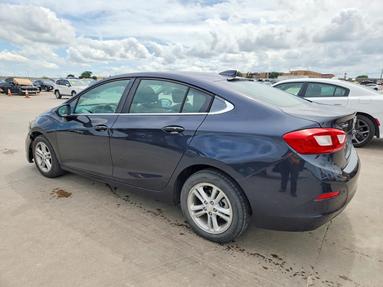 2016 Chevrolet Cruze Lt - Фото 2