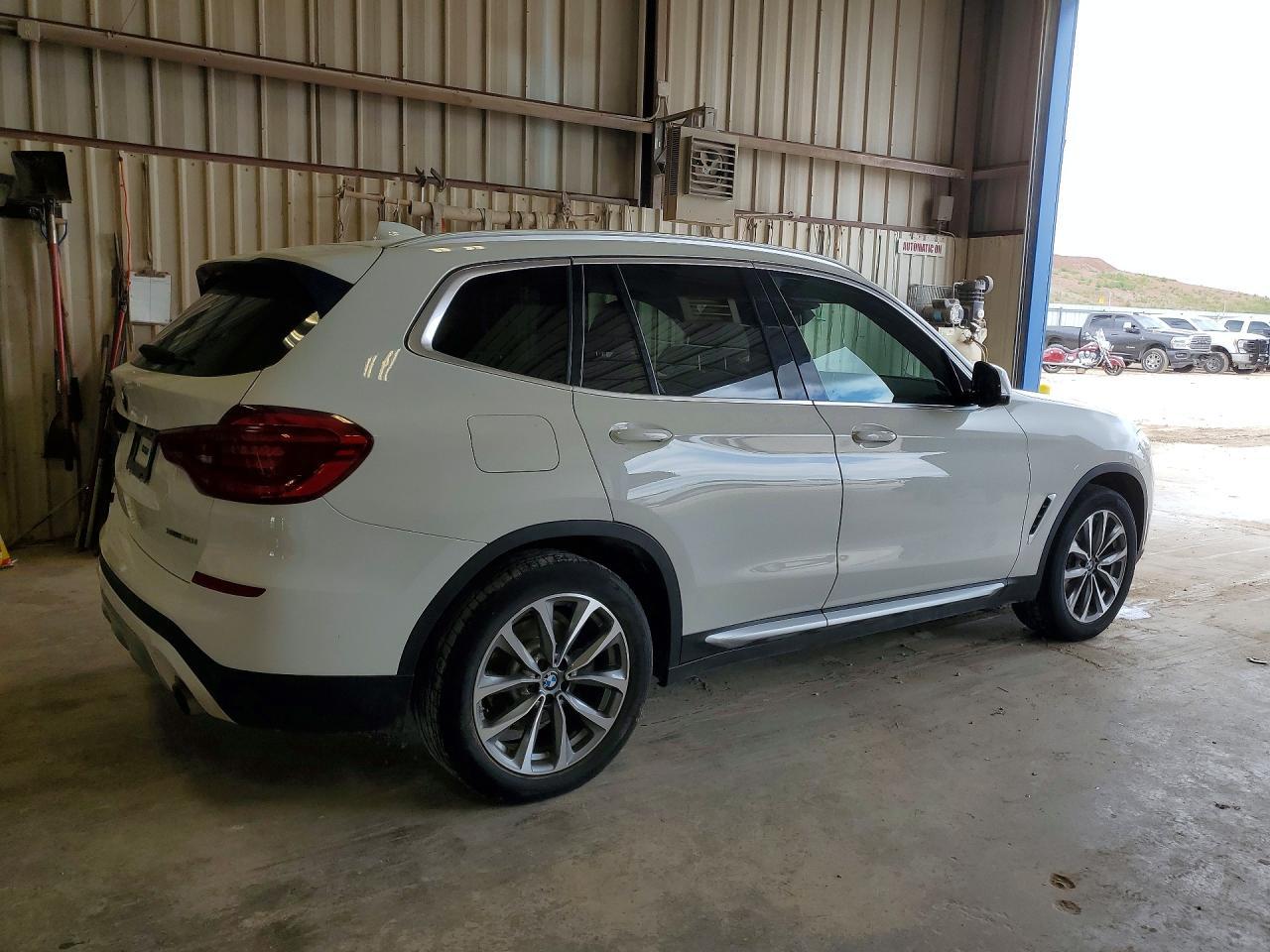 2019 BMW X3 Sdrive30I - Фото 3