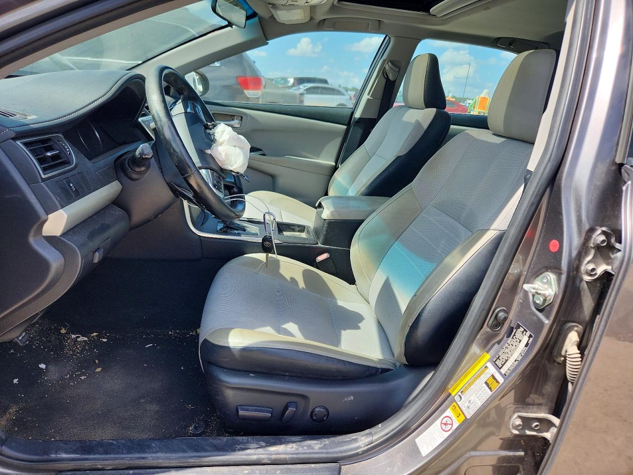 2016 Toyota Camry Se - Image 7