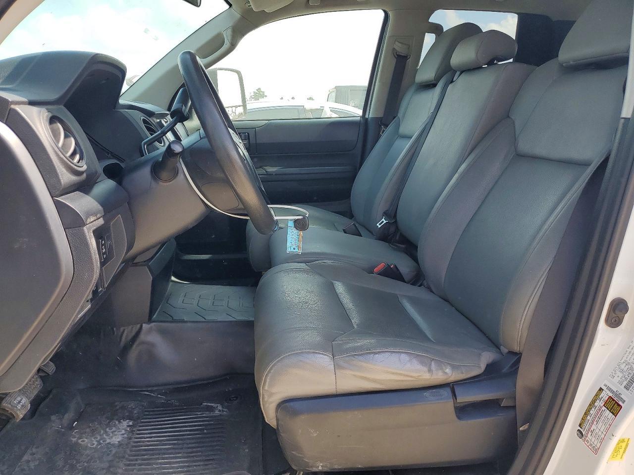 2021 Toyota Tundra Sr - Image 7