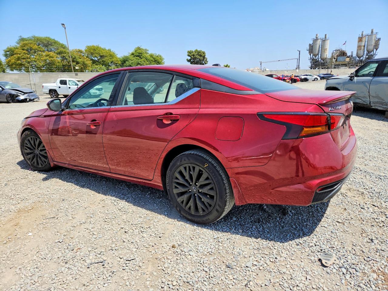 2026 Nissan Altima Sv - Image 2