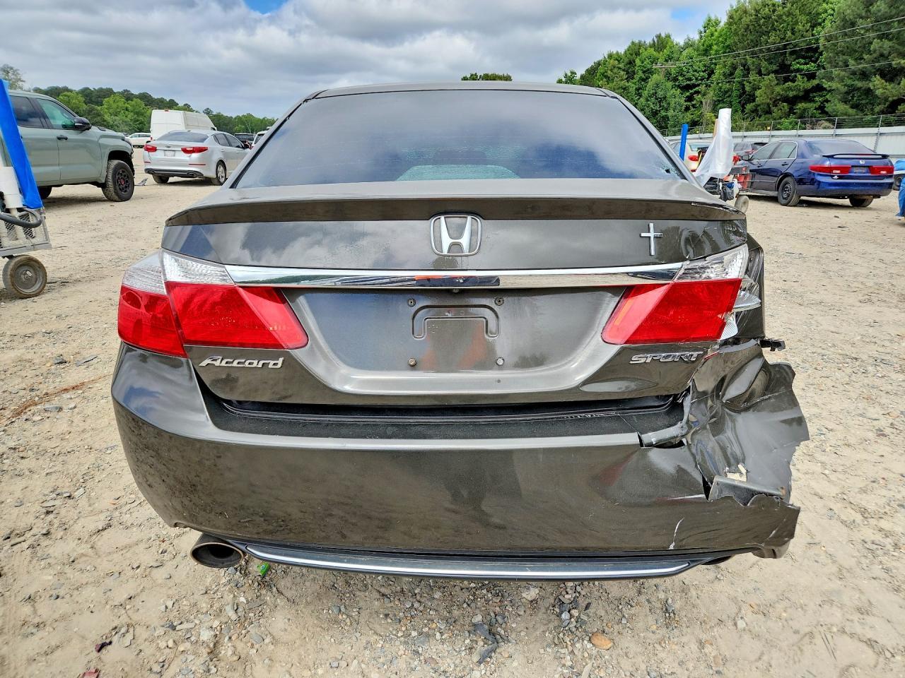 2013 Honda Accord Sport - Image 6