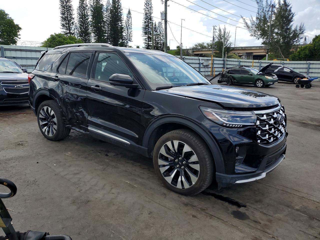 2025 Ford Explorer Platinum - Фото 4