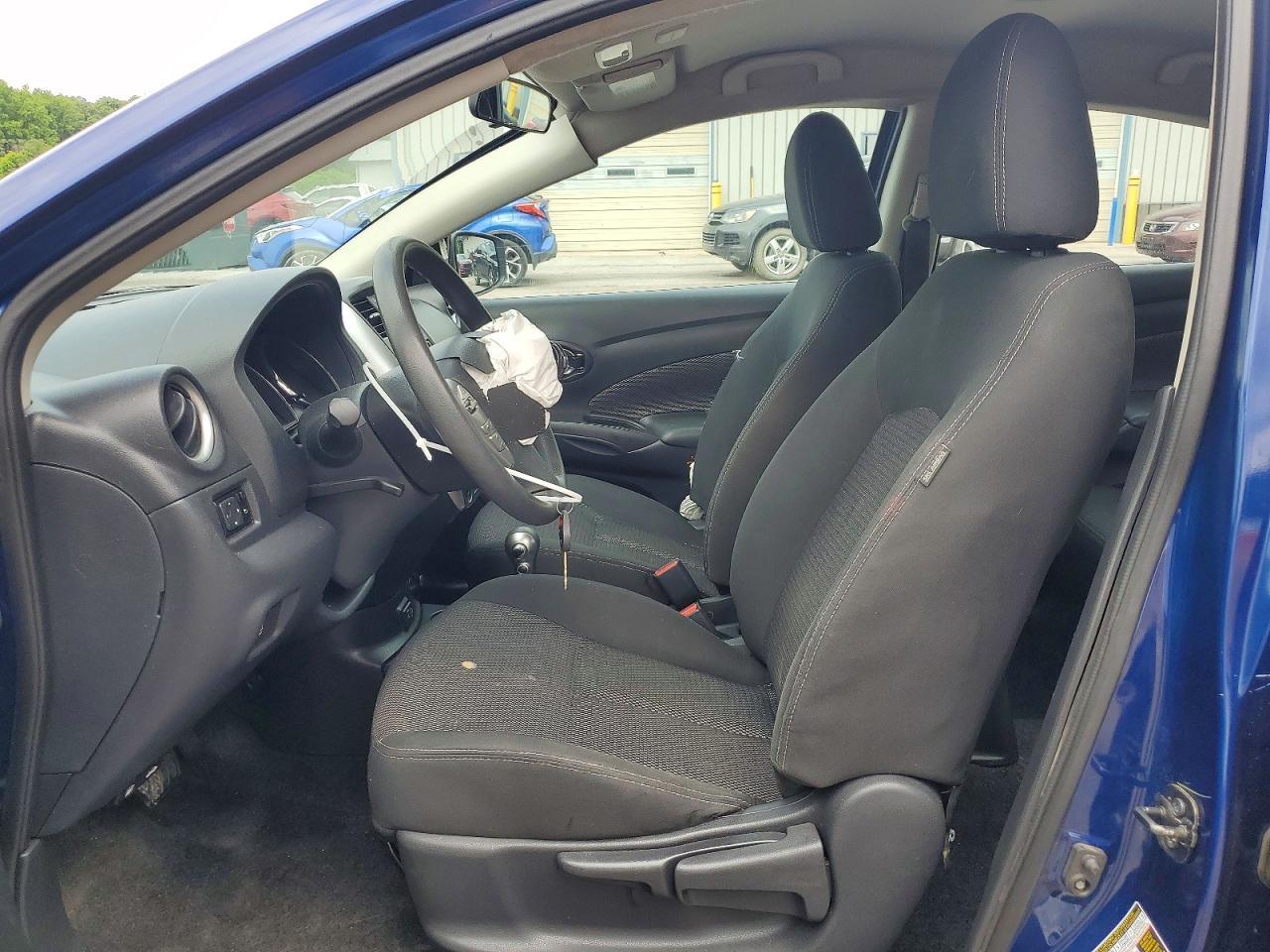 2019 Nissan Versa Sv - Image 7
