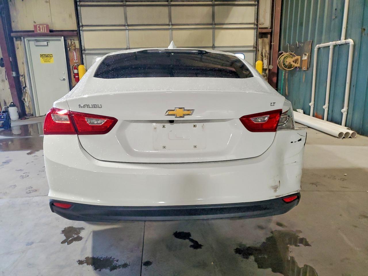 2018 Chevrolet Malibu Lt - Image 6
