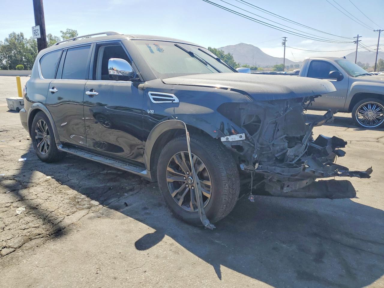 2017 Nissan Armada Platinum - Image 4