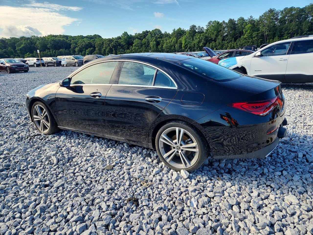 2022 Mercedes-Benz Cla 250 - Фото 2