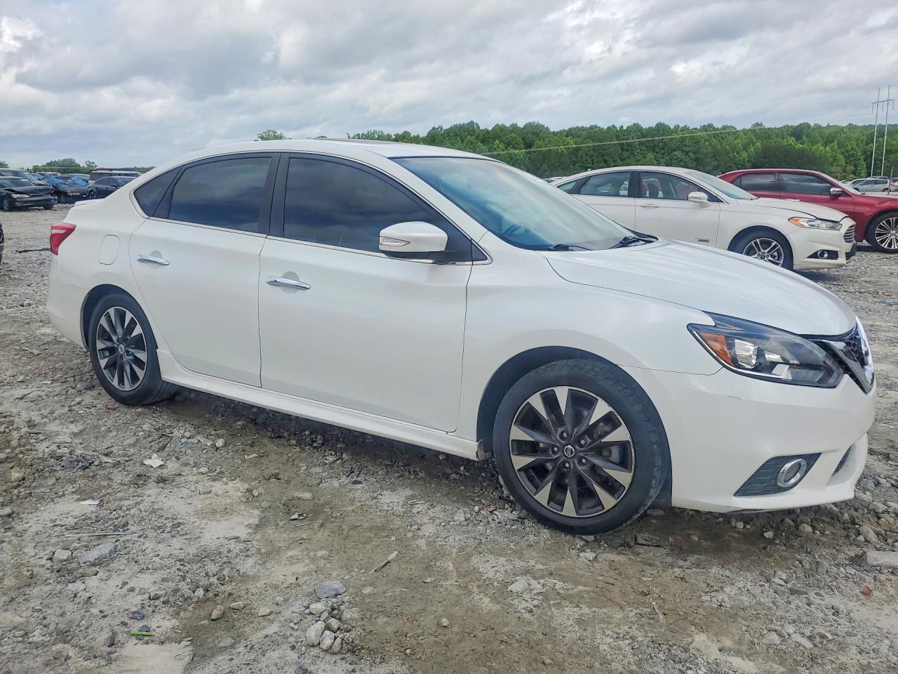 2019 Nissan Sentra Sr Turbo - Фото 4