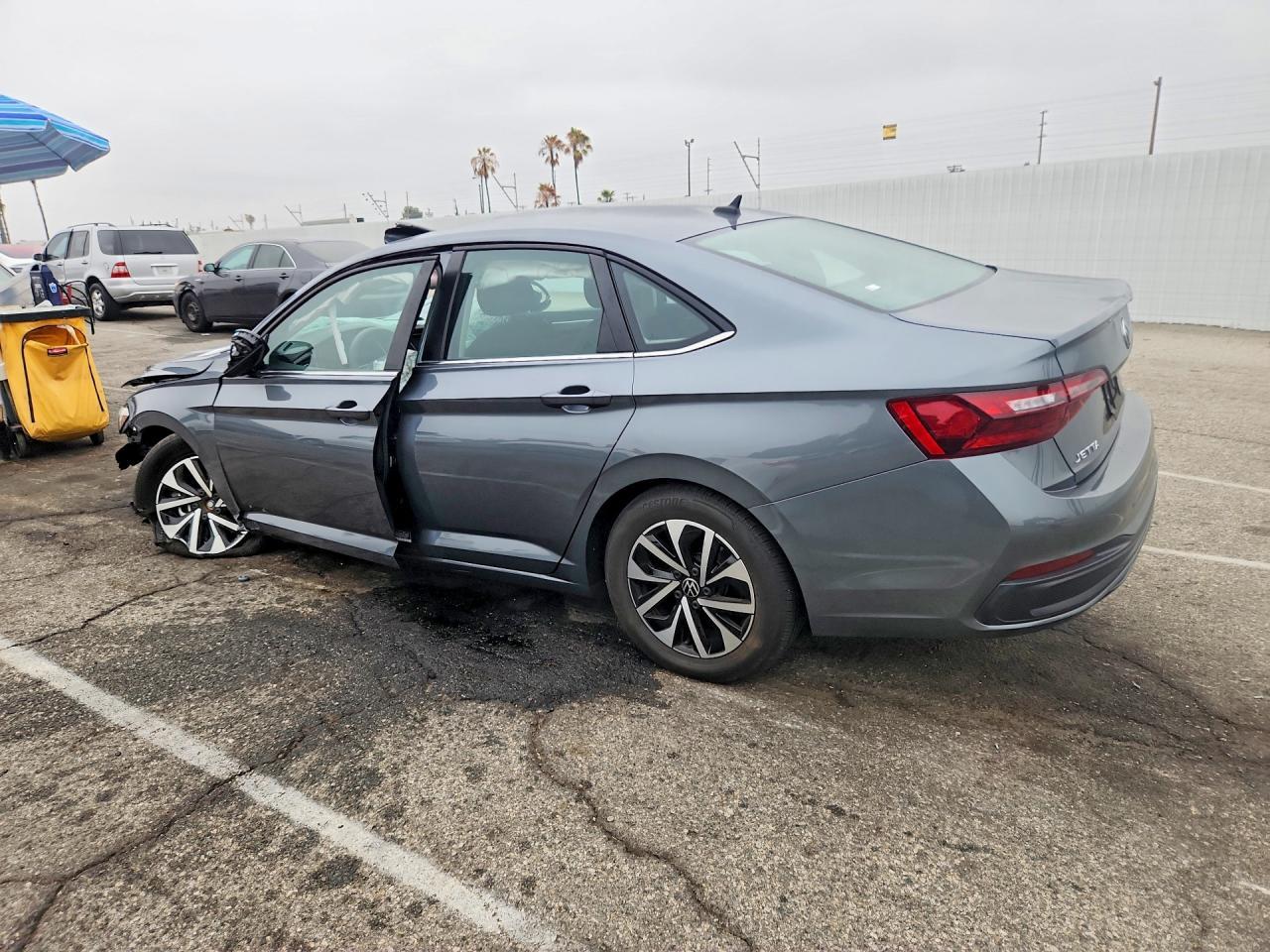 2023 Volkswagen Jetta S - Фото 2