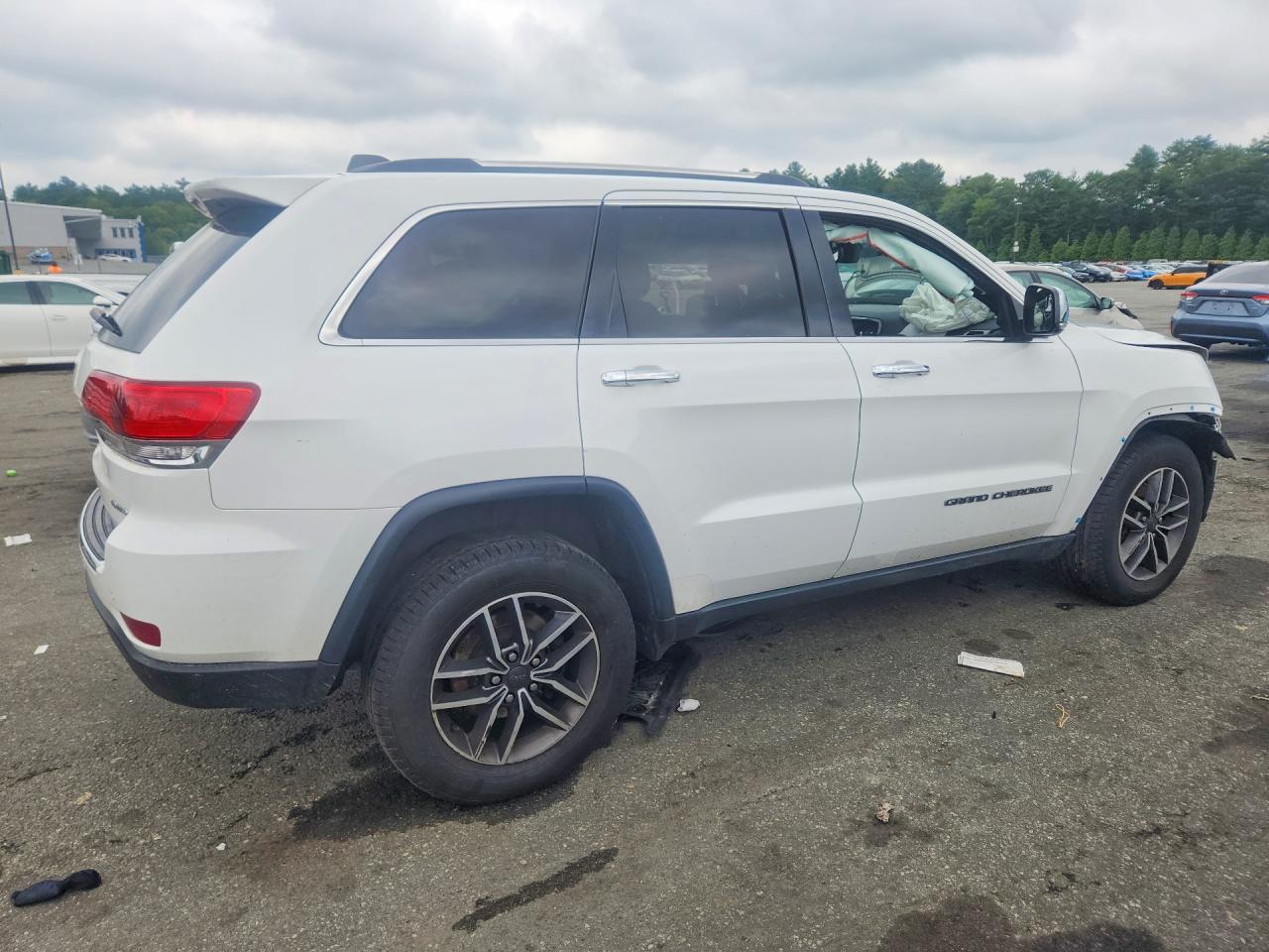 2019 Jeep Grand Cherokee Limited - Image 3