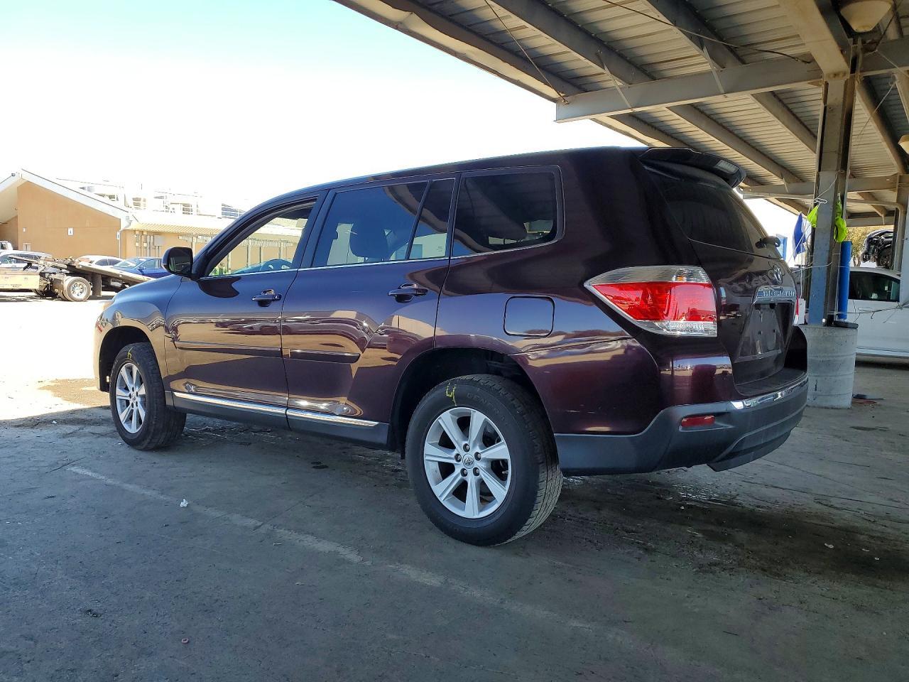 2012 Toyota Highlander Base - Фото 2