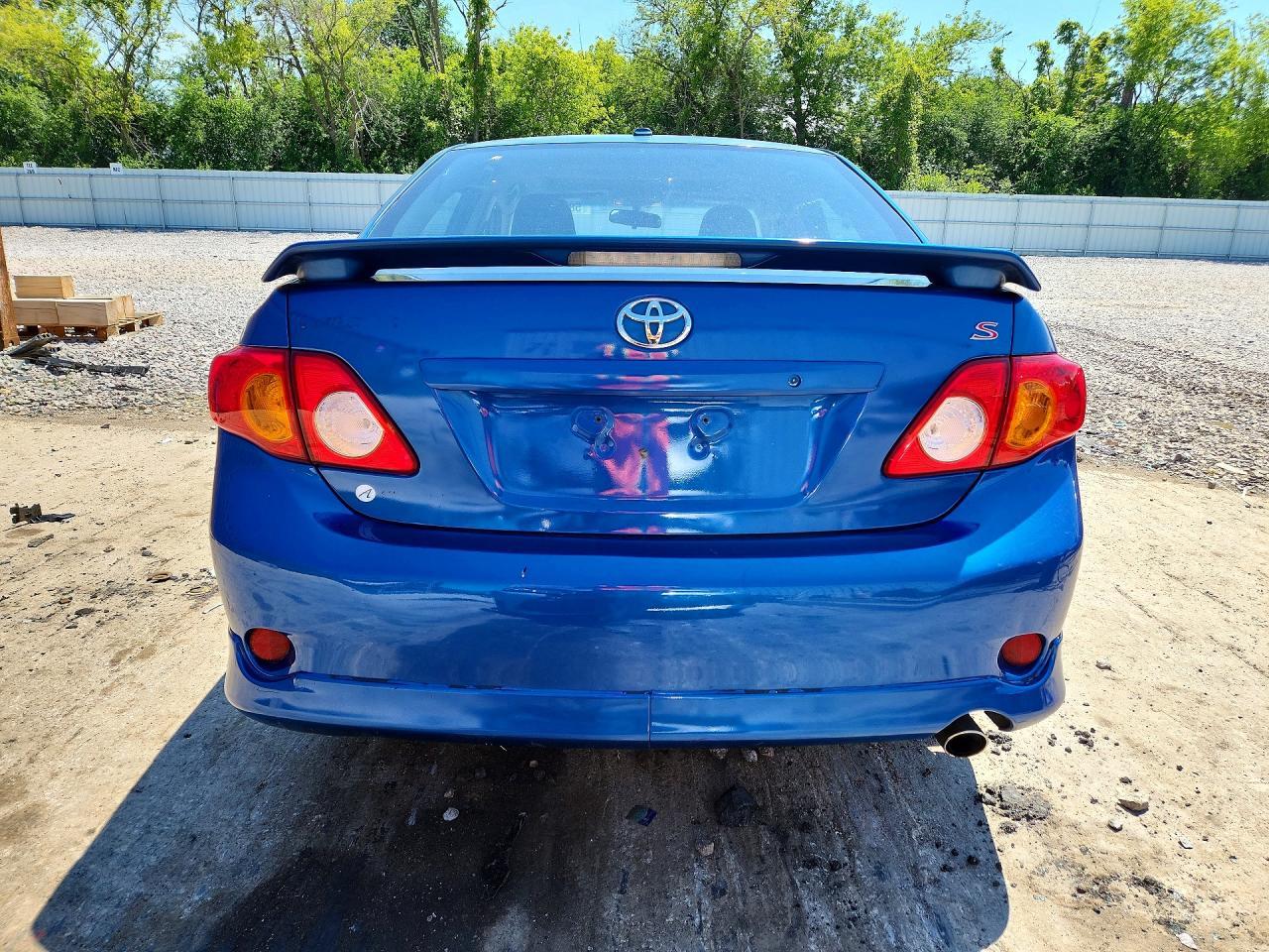 2010 Toyota Corolla S - Image 6