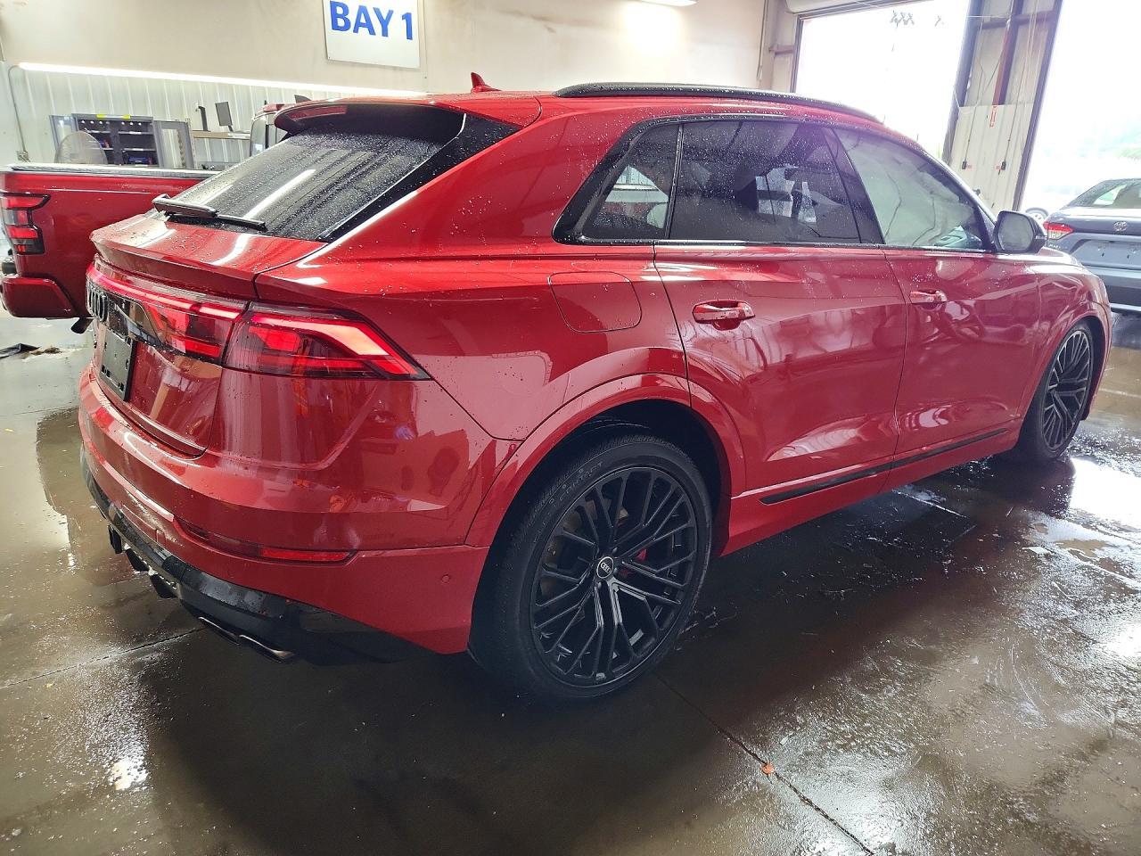 2024 Audi Sq8 Prestige - Image 3
