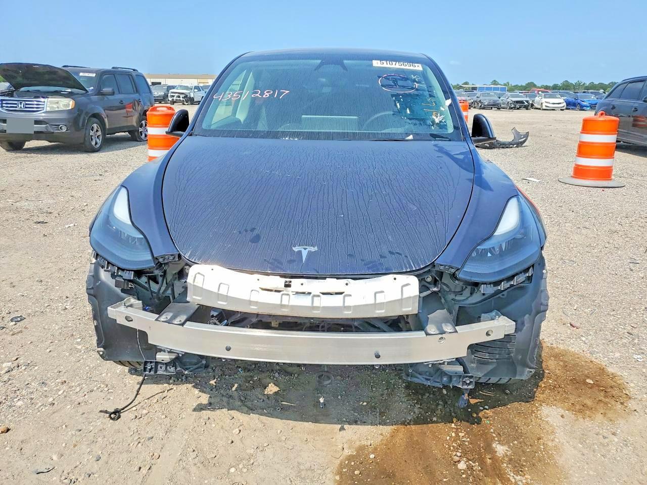 2024 Tesla Model Y - Image 5