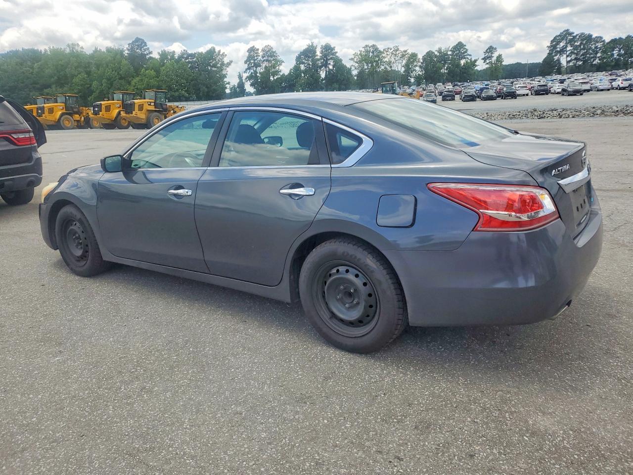 2013 Nissan Altima 2.5 - Image 2