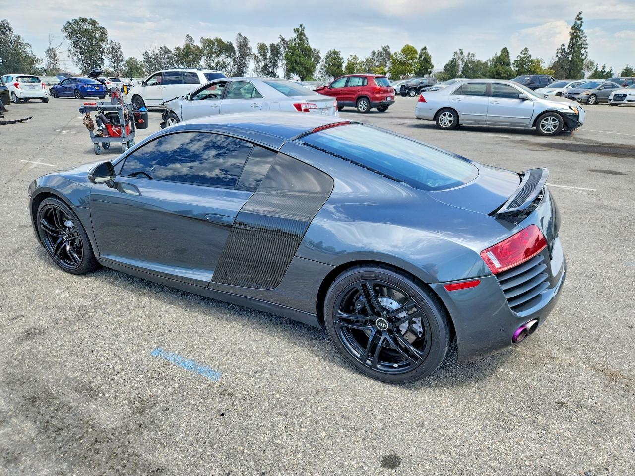 2011 Audi R8 4.2 Quattro - Фото 2