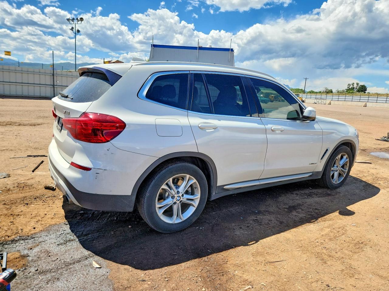 2018 BMW X3 xDrive30I - Фото 3