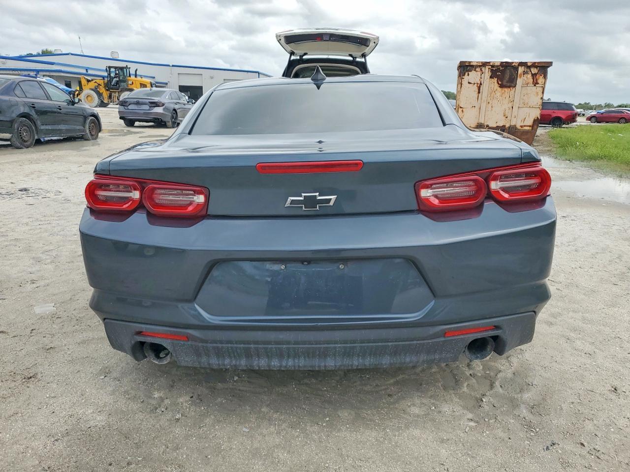 2019 Chevrolet Camaro Ls - Фото 6