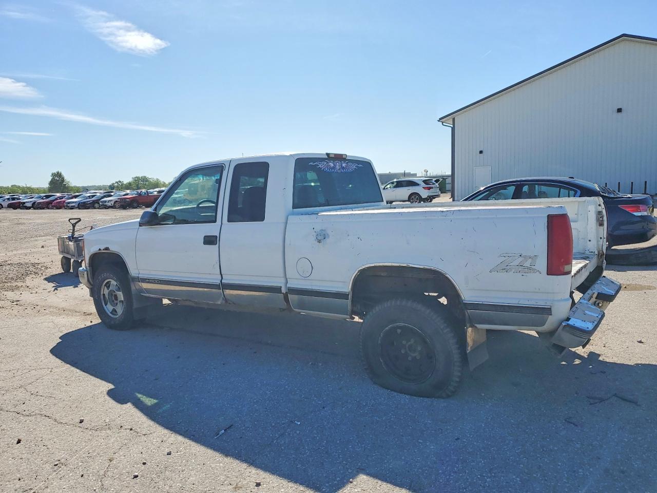 1996 Chevrolet Silverado 1500 - Image 2