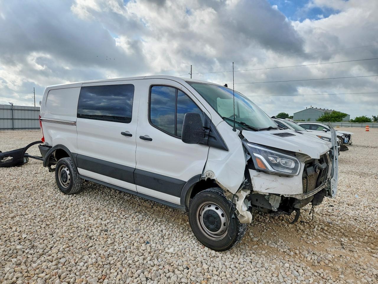 2023 Ford Transit T-250 Delivery Van - Image 4