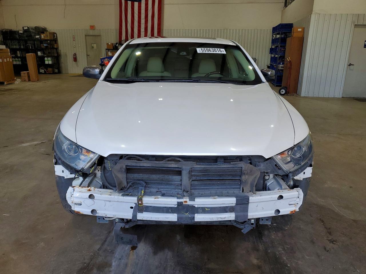 2013 Ford Taurus Limited - Image 5