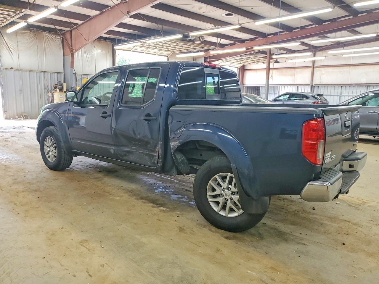 2019 Nissan Frontier Sv - Image 2
