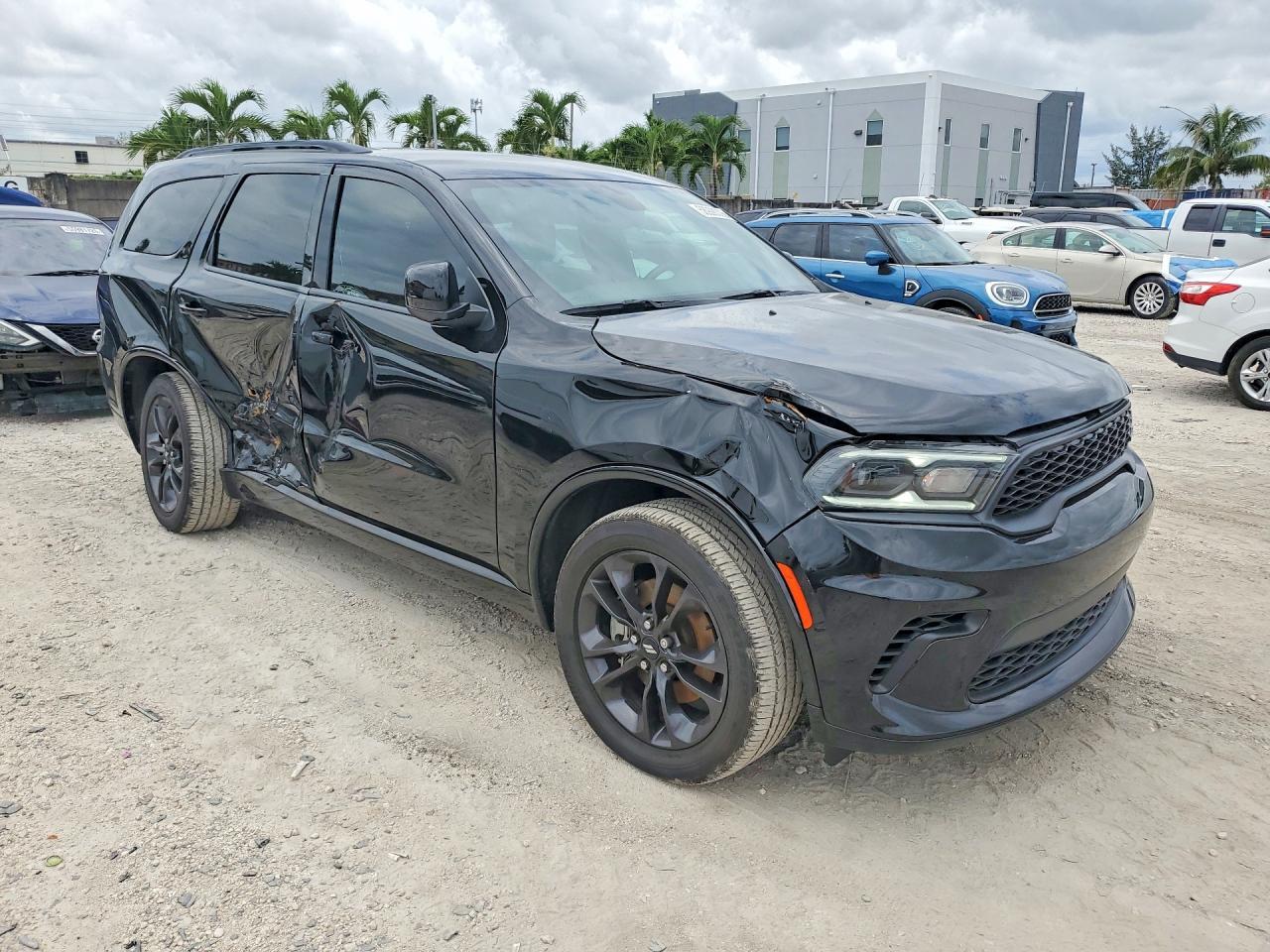 2025 Dodge Durango Gt - Image 4