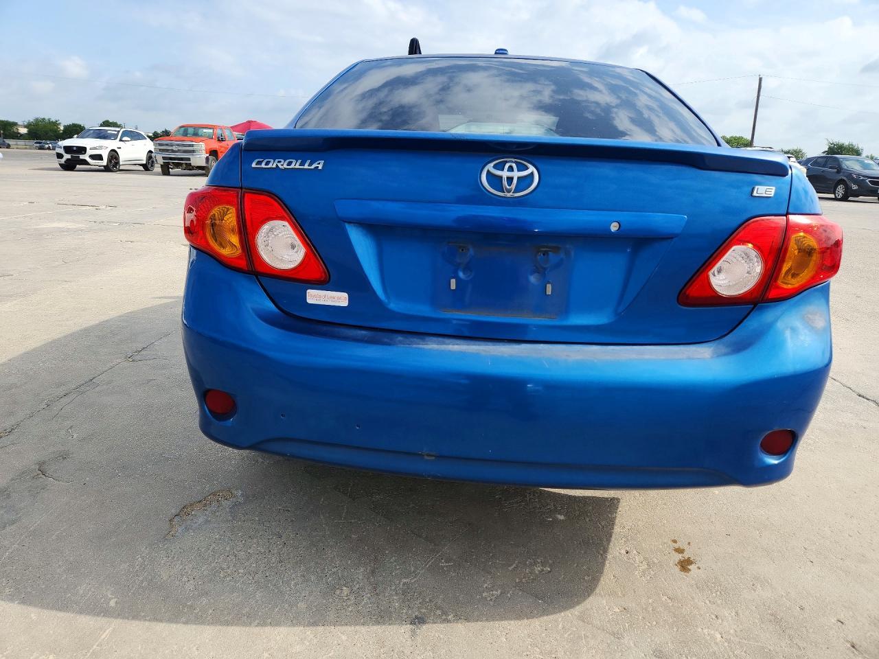 2010 Toyota Corolla Le - Image 6