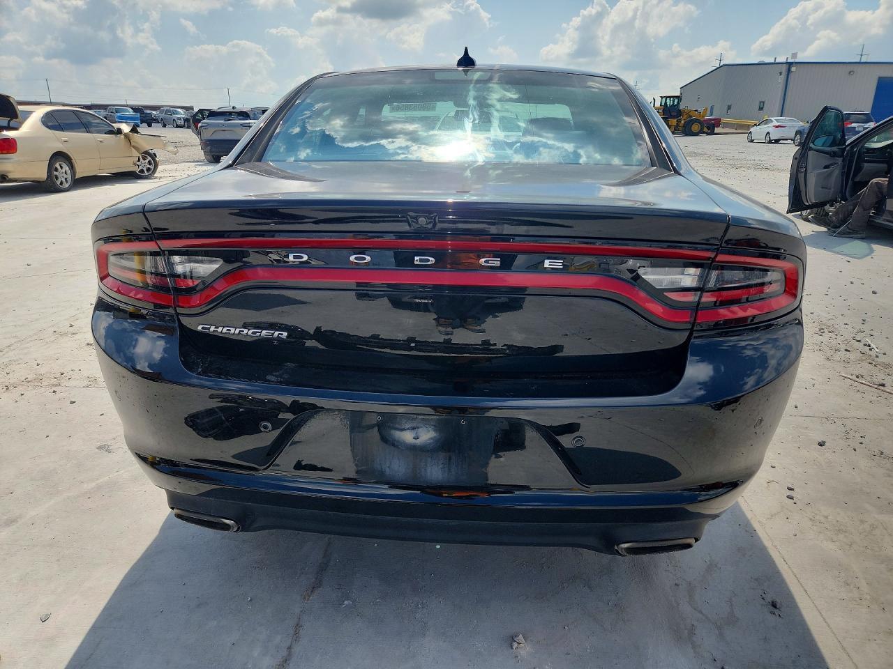2021 Dodge Charger Sxt - Image 6