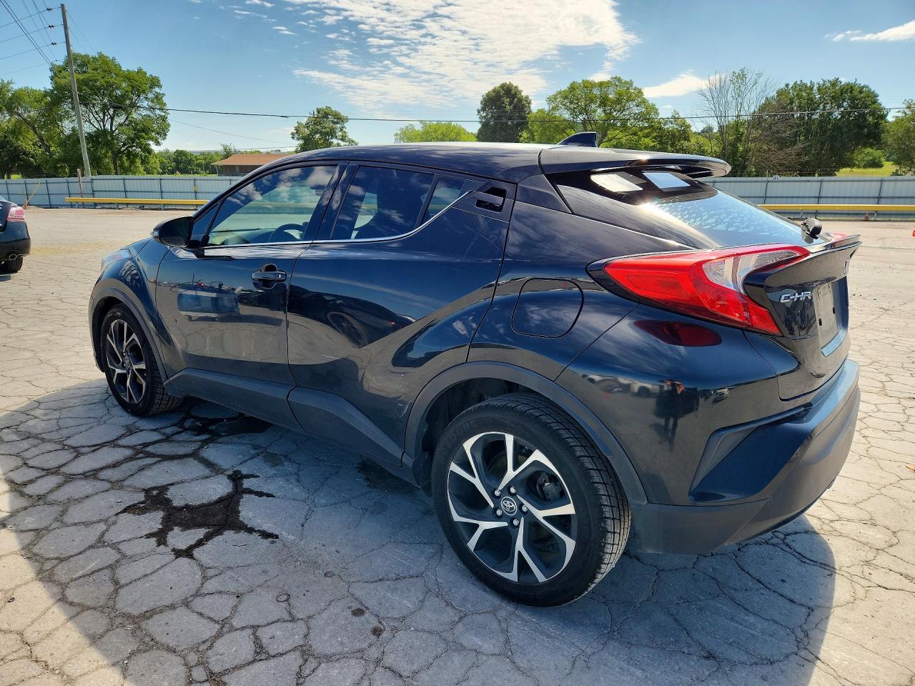 2019 Toyota C-Hr Limited - Фото 2