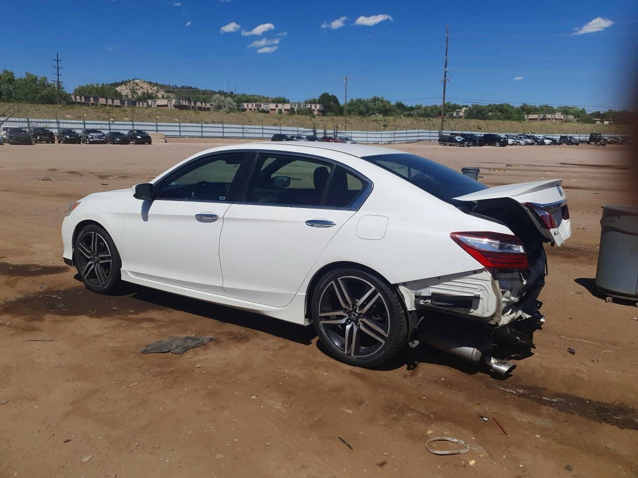 2017 Honda Accord Sport - Фото 2
