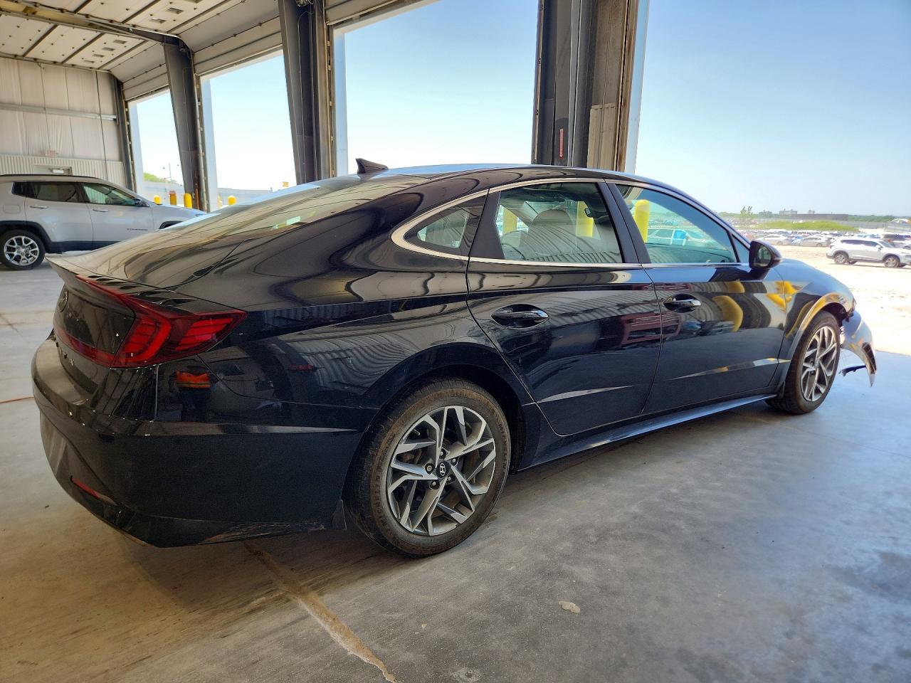 2021 Hyundai Sonata Sel - Фото 3