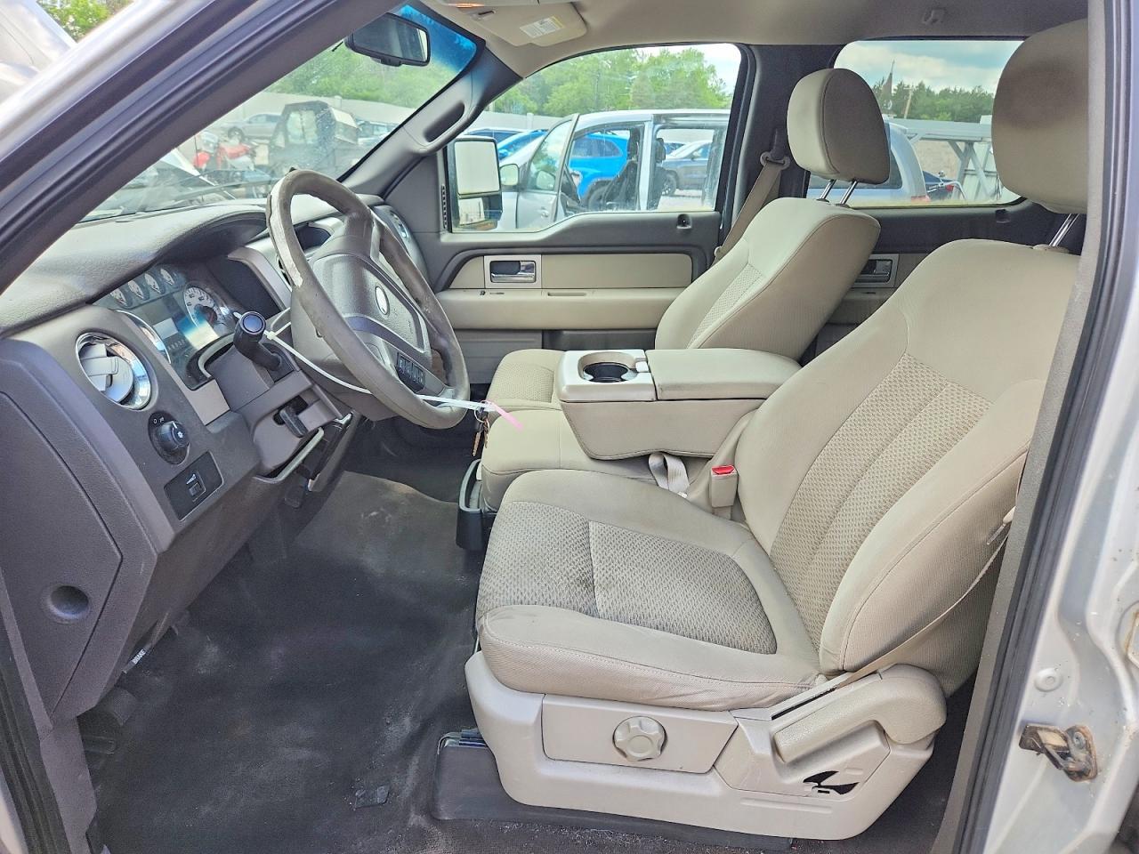 2009 Ford F150 Supercrew - Image 7