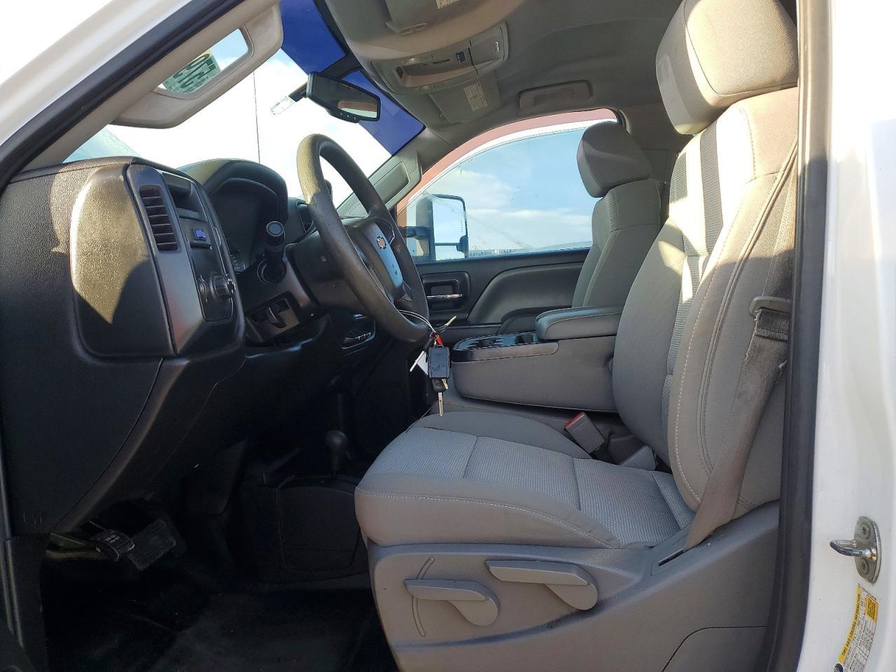 2015 Chevrolet Silverado K2500 Heavy Duty - Фото 7
