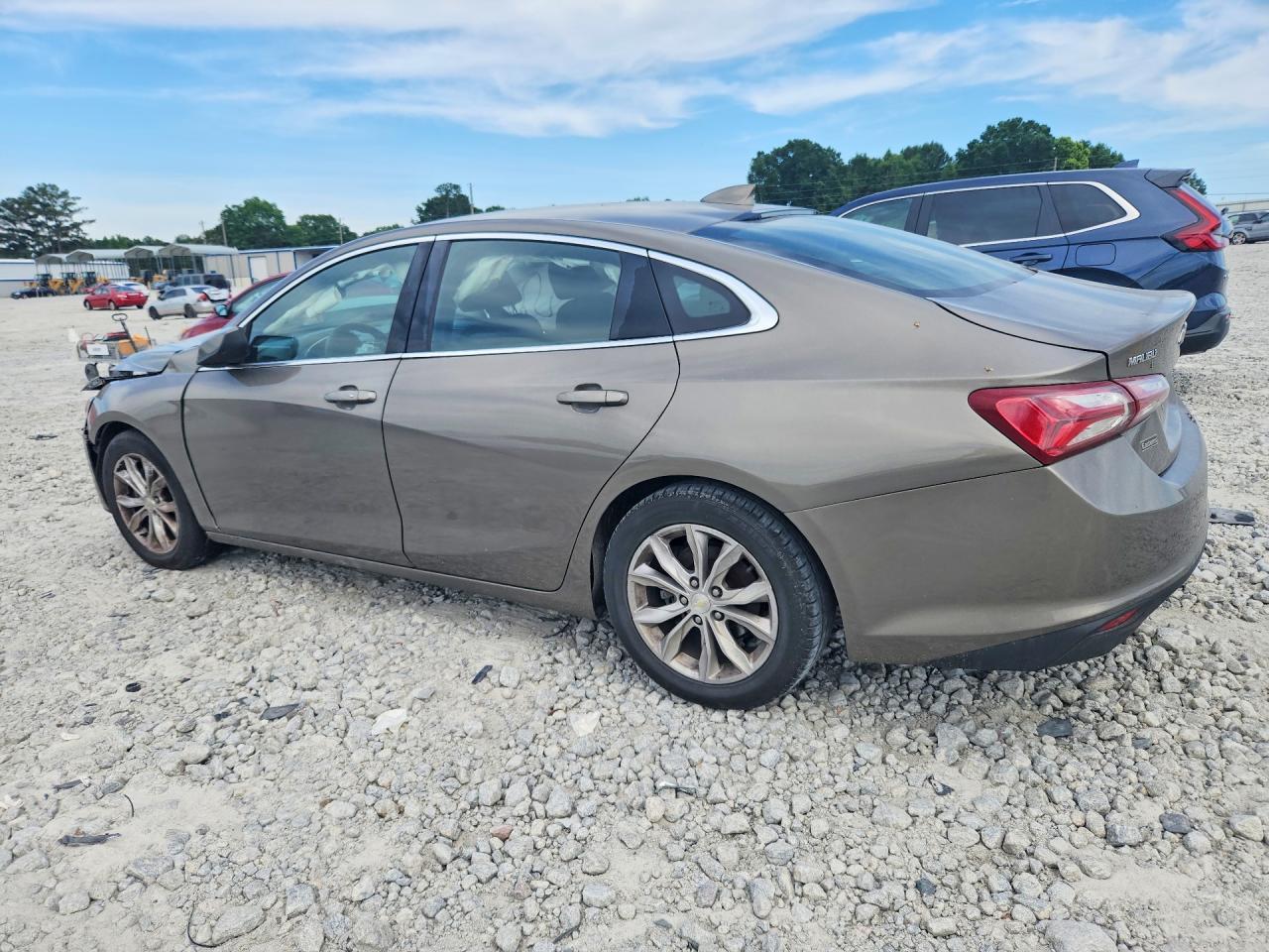 2020 Chevrolet Malibu Lt - Image 2
