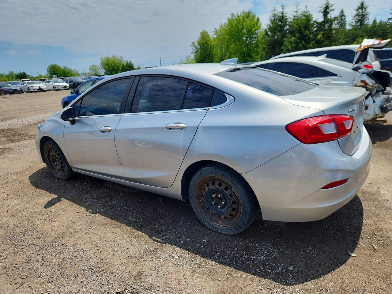 2018 Chevrolet Cruze Lt - Фото 2
