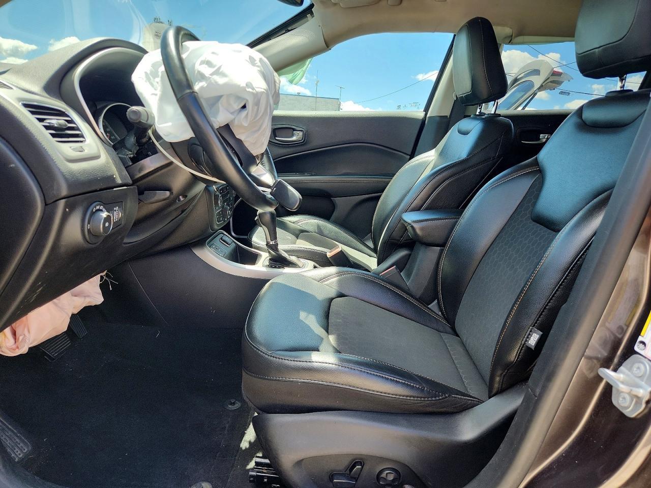 2019 Jeep Compass Latitude - Image 7